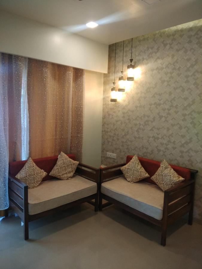 Parishreya Holiday Home 罗纳瓦拉 外观 照片