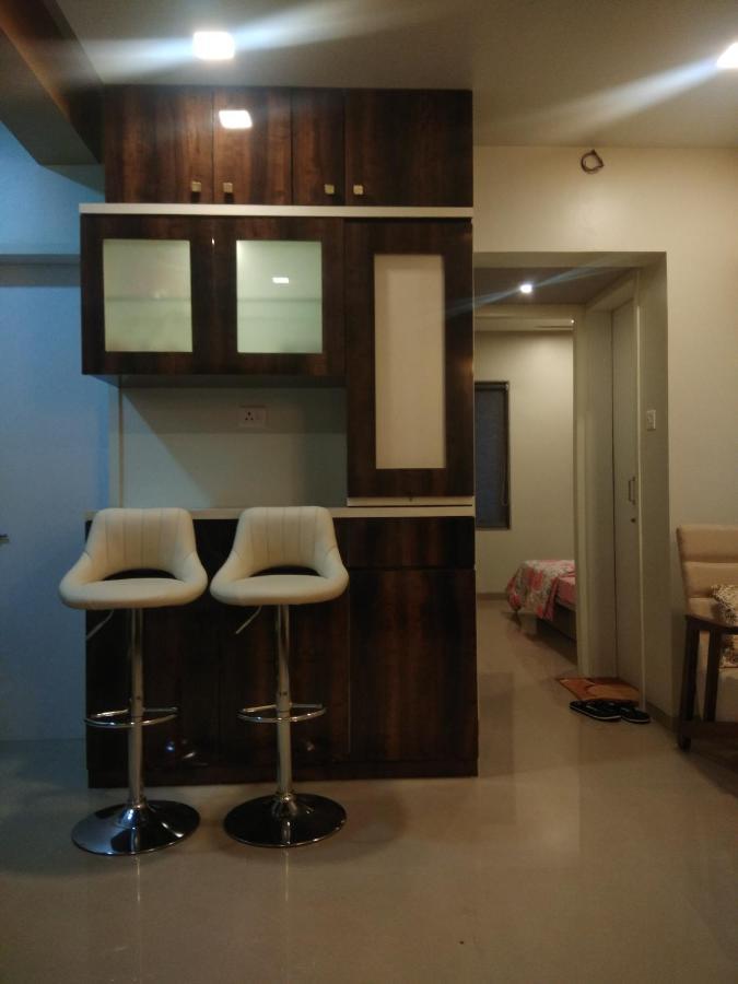 Parishreya Holiday Home 罗纳瓦拉 外观 照片