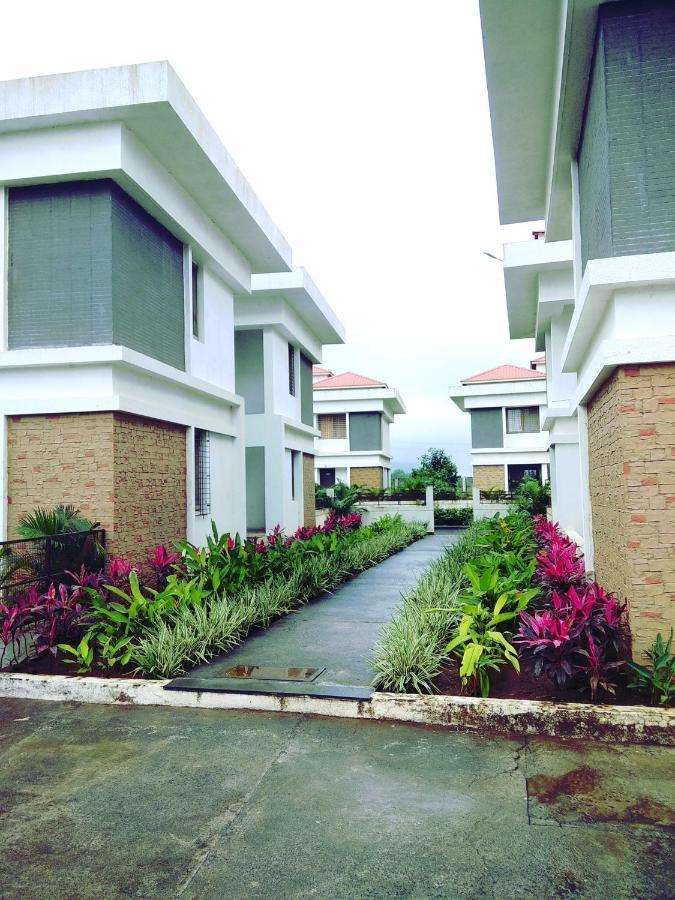 Parishreya Holiday Home 罗纳瓦拉 外观 照片