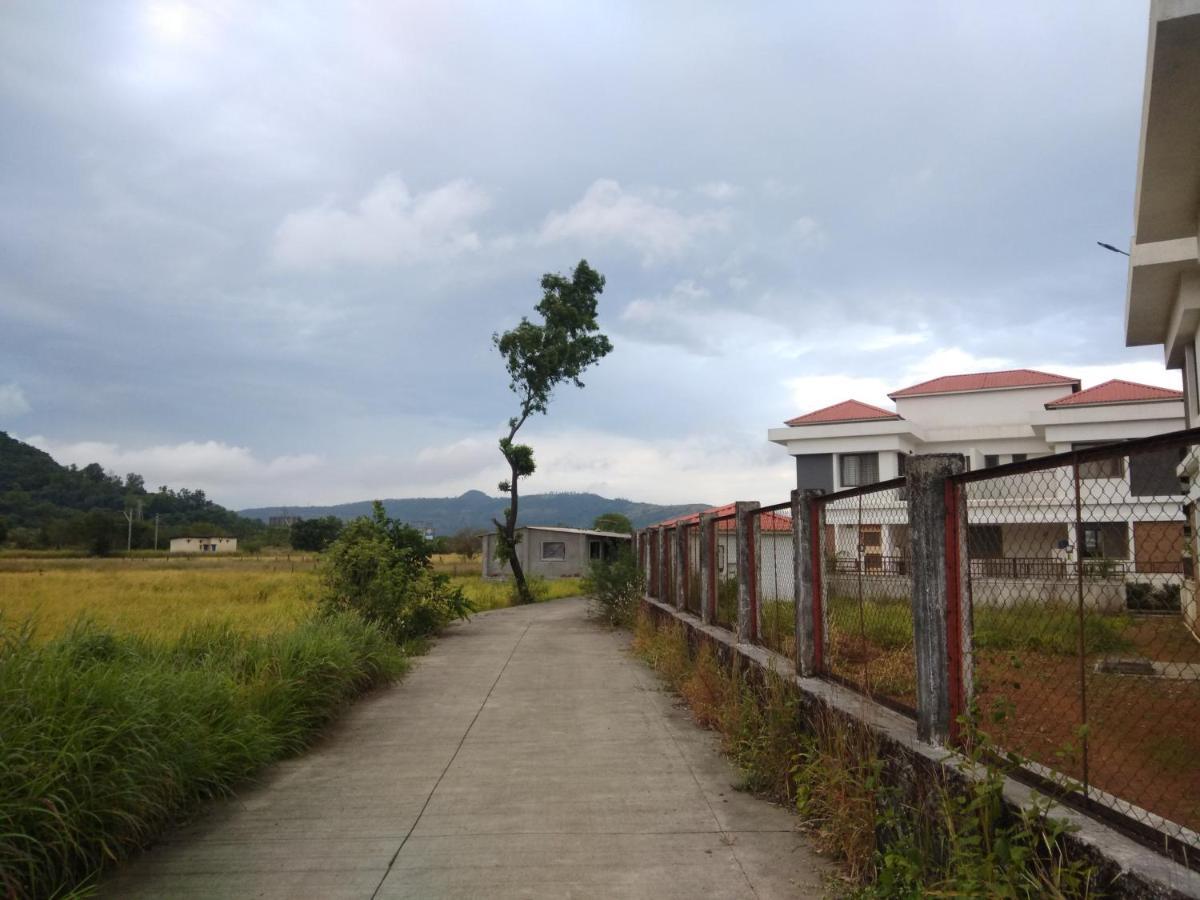 Parishreya Holiday Home 罗纳瓦拉 外观 照片